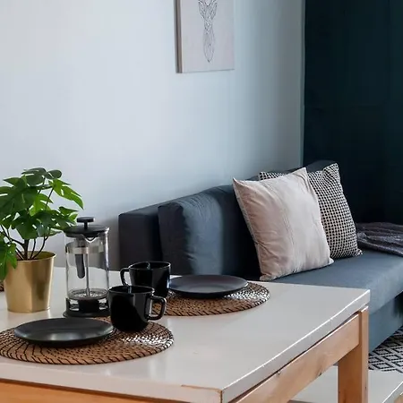 Lux 5 - New Stylish For Up To Five *